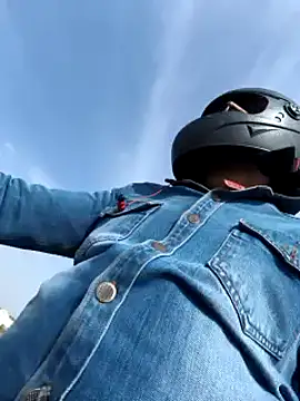 Snapshot of Raziv_komal143 chatting on February 2025 04:46:02 AM Raziv komal143 online show from February 2025 04:46:02 AM