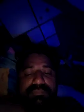 Snapshot of Raziv_komal143 chatting on March 2025 11:00:02 PM Raziv komal143 online show from March 2025 11:00:02 PM