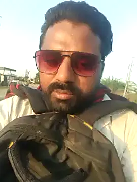 Snapshot of Raziv_komal143 chatting on March 2025 12:26:01 PM Raziv komal143 online show from March 2025 12:26:01 PM