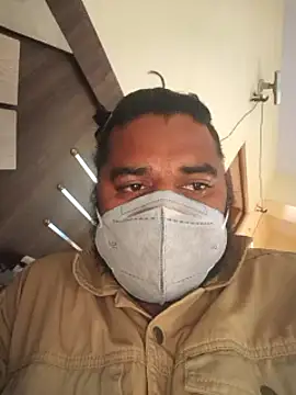 Snapshot of Raziv_komal143 chatting on February 2025 08:06:01 AM Raziv komal143 online show from February 2025 08:06:01 AM