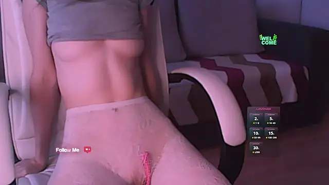 Snapshot of ur_sweet_berry chatting on September 2025 06:52:02 AM ur sweet berry online show from September 2025 06:52:02 AM