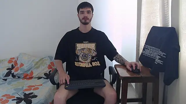 Aleex Miller online show from November 2025 03:26:02 PM