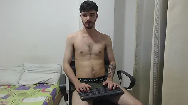 Aleex Miller online show from December 2025 11:42:02 PM