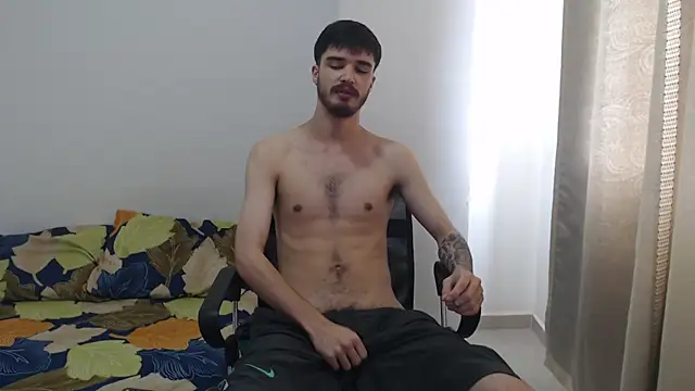 Aleex Miller online show from December 2025 05:01:01 PM