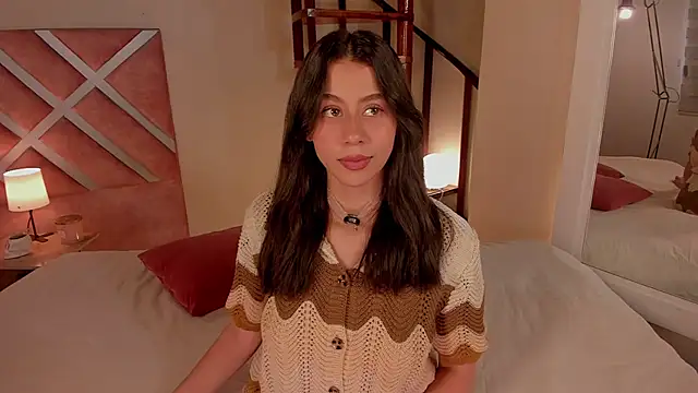 hannah brady online show from June 2026 09:30:02 PM