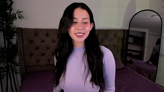 hannah brady online show from February 2025 08:31:01 PM