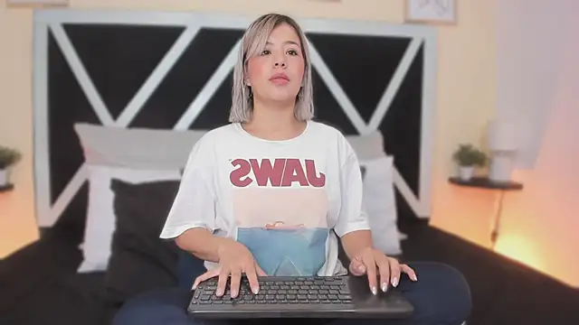 ah mara  online show from December 2025 11:57:01 AM