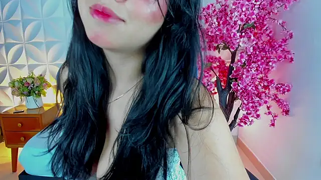 Snapshot of adarna13_ chatting on January 2026 07:41:02 PM adarna13 online show from January 2026 07:41:02 PM