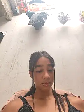 Zoe Sweett18 online show from November 2025 01:12:01 PM