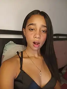 Snapshot of Zoe_Sweett18 chatting on July 2026 06:30:02 PM Zoe Sweett18 online show from July 2026 06:30:02 PM