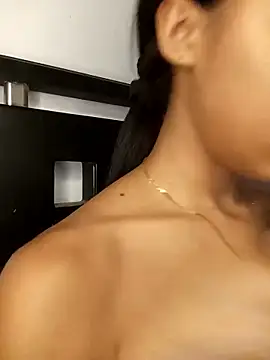 Zoe Sweett18 online show from March 2026 07:09:01 PM