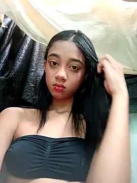 Zoe Sweett18 online show from March 2025 12:41:01 PM