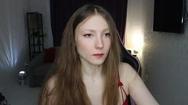 Snapshot of Sweeet_Lilit chatting on December 2025 09:31:02 PM Sweeet Lilit online show from December 2025 09:31:02 PM