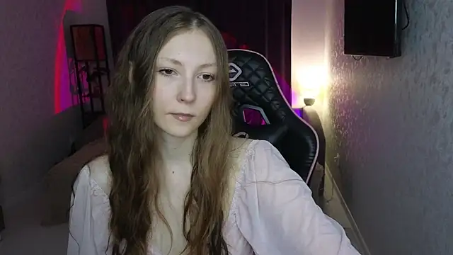 Snapshot of Sweeet_Lilit chatting on July 2026 09:43:01 PM Sweeet Lilit online show from July 2026 09:43:01 PM