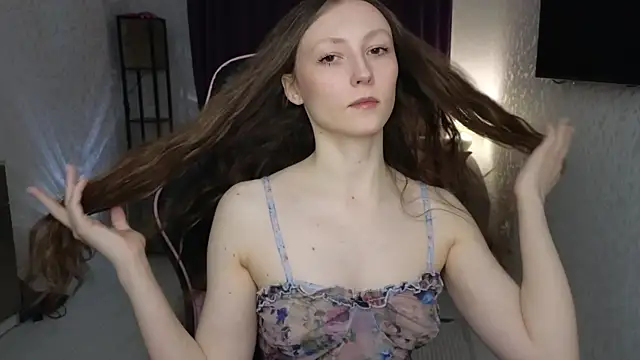 Snapshot of Sweeet_Lilit chatting on December 2025 07:48:01 PM Sweeet Lilit online show from December 2025 07:48:01 PM