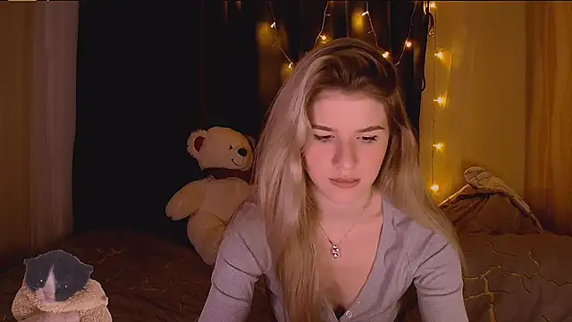 Melissa smith  online show from December 2025 10:59:01 PM