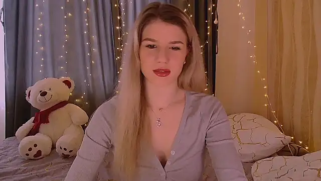 Melissa smith  online show from February 2026 01:00:01 PM