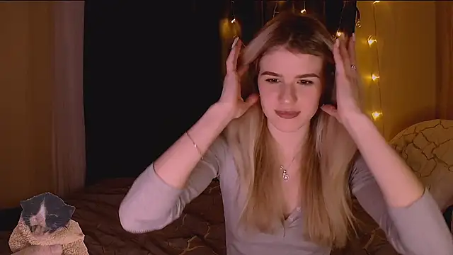 Melissa smith  online show from December 2025 08:04:02 PM