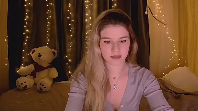 Melissa smith  online show from February 2026 08:30:01 PM