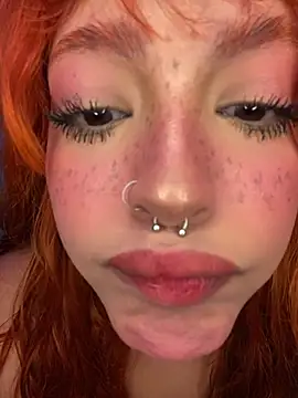 Snapshot of Foxyfire06 chatting on March 2025 04:29:02 AM Foxyfire06 online show from March 2025 04:29:02 AM