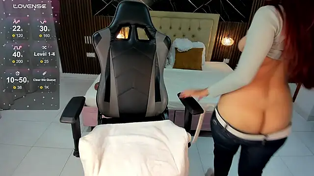 Lolly 18 online show from September 2025 03:13:01 PM