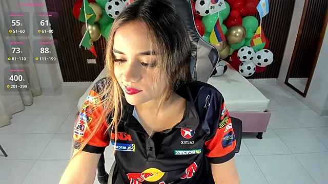 Snapshot of Lolly_18 chatting on June 2026 08:03:02 PM Lolly 18 online show from June 2026 08:03:02 PM
