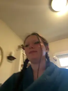 VenusandIppy online show from November 2025 06:44:01 PM