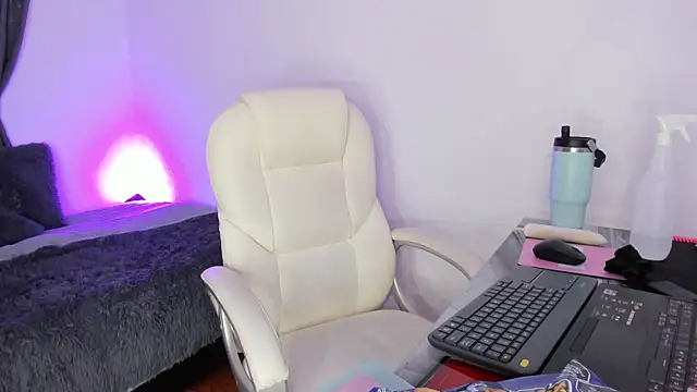 ashanty b5 online show from October 2025 03:05:01 AM