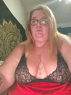 diosacurvy1984 online show from October 2025 06:27:01 PM