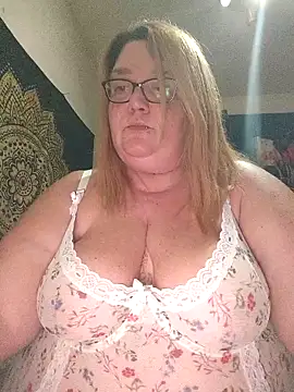 diosacurvy1984 online show from February 2026 11:22:02 PM