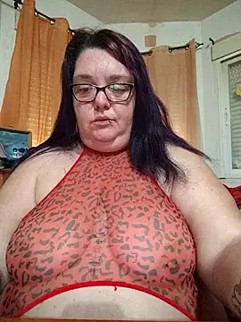 diosacurvy1984 online show from February 2026 10:04:02 AM