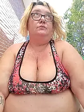 diosacurvy1984 online show from July 2026 11:00:01 AM