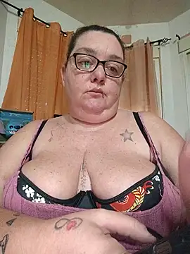 diosacurvy1984 online show from January 2026 09:05:01 AM