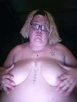 diosacurvy1984 online show from June 2026 10:20:01 PM