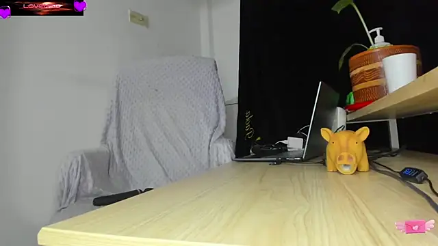 VioletParkker online show from March 2026 02:11:01 AM