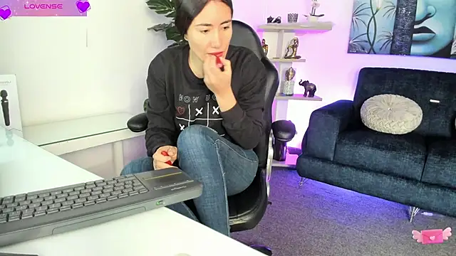 VioletParkker online show from February 2025 12:49:02 PM