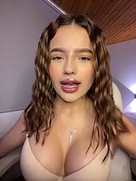 Sofia18 pinkk online show from September 2025 08:47:02 PM