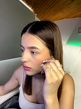 Sofia18 pinkk online show from October 2025 07:15:02 PM