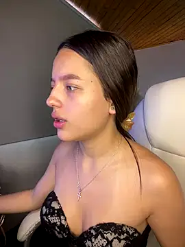 Sofia18 pinkk online show from December 2025 09:15:01 PM