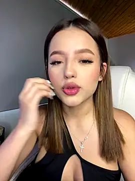 Sofia18 pinkk online show from October 2025 07:25:02 PM