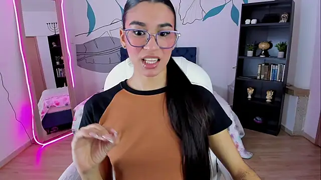 Dana Paula online show from December 2025 11:38:02 AM