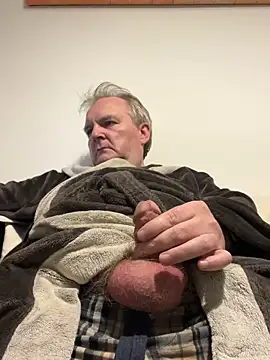 Paolo7619 online show from May 2026 01:10:01 AM