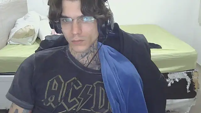 Snapshot of smokingink chatting on May 2026 08:33:01 AM smokingink online show from May 2026 08:33:01 AM