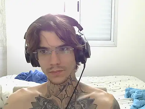Snapshot of smokingink chatting on April 2026 09:39:02 AM smokingink online show from April 2026 09:39:02 AM
