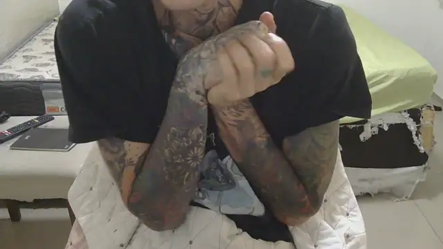 Snapshot of smokingink chatting on May 2026 06:00:01 AM smokingink online show from May 2026 06:00:01 AM