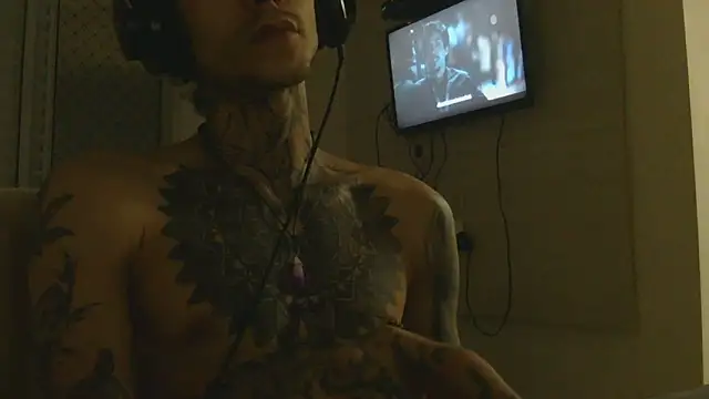 Snapshot of smokingink chatting on May 2026 10:24:02 PM smokingink online show from May 2026 10:24:02 PM