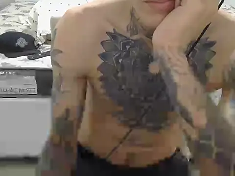 Snapshot of smokingink chatting on April 2026 09:57:02 PM smokingink online show from April 2026 09:57:02 PM