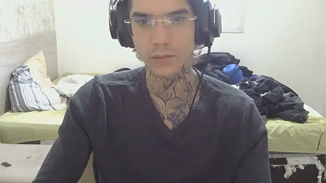 Snapshot of smokingink chatting on June 2026 08:14:02 PM smokingink online show from June 2026 08:14:02 PM