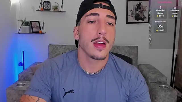 dylanspencer28 online show from October 2025 12:11:01 AM