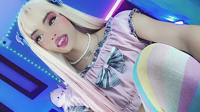 Arlet Zenere online show from February 2025 09:00:02 AM